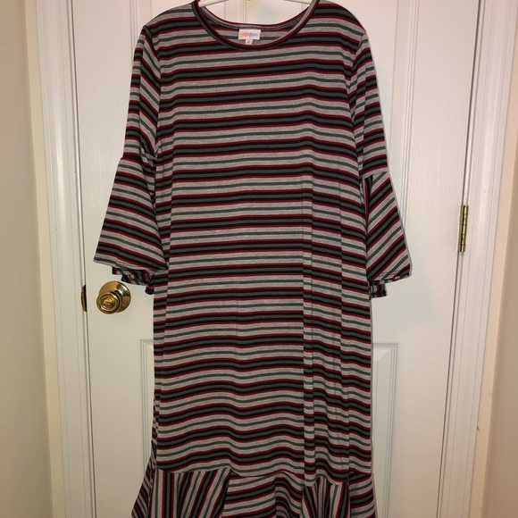 LuLaRoe Dresses & Skirts - NWT XL Maurine Dress